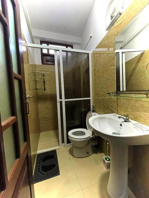 Saru Holiday Apartment - Upto 6 Guests 캔디 외부 사진
